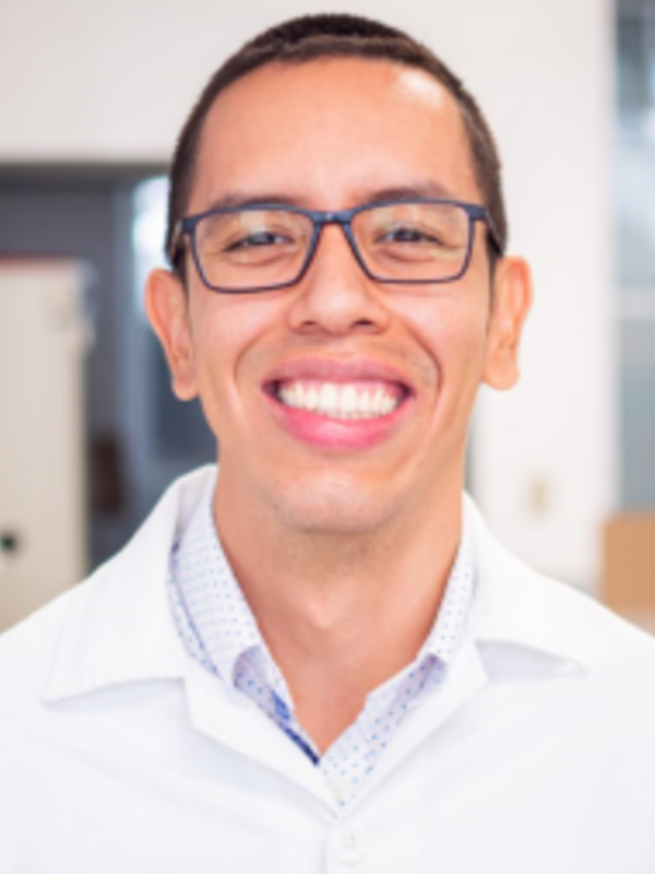 Dr Carlos Ceballos-González