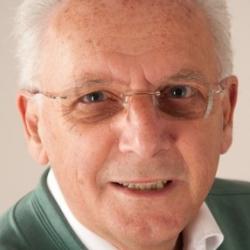 Professor Sir  Brian  Heap